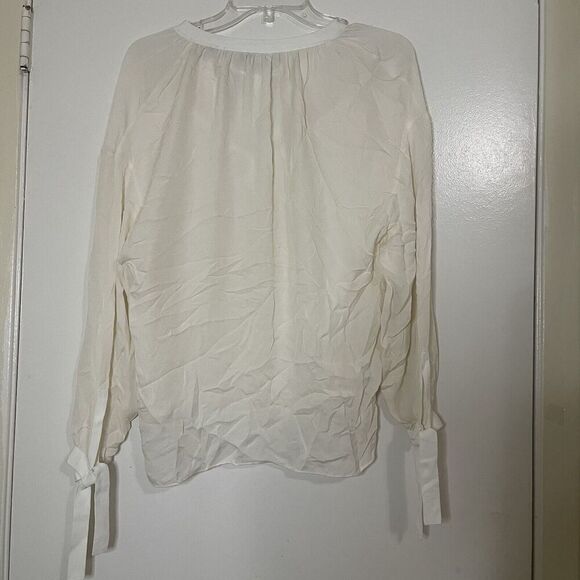 VINCE. Ivory silk knit trim collar tie flowy blouse size small - Picture 4 of 4